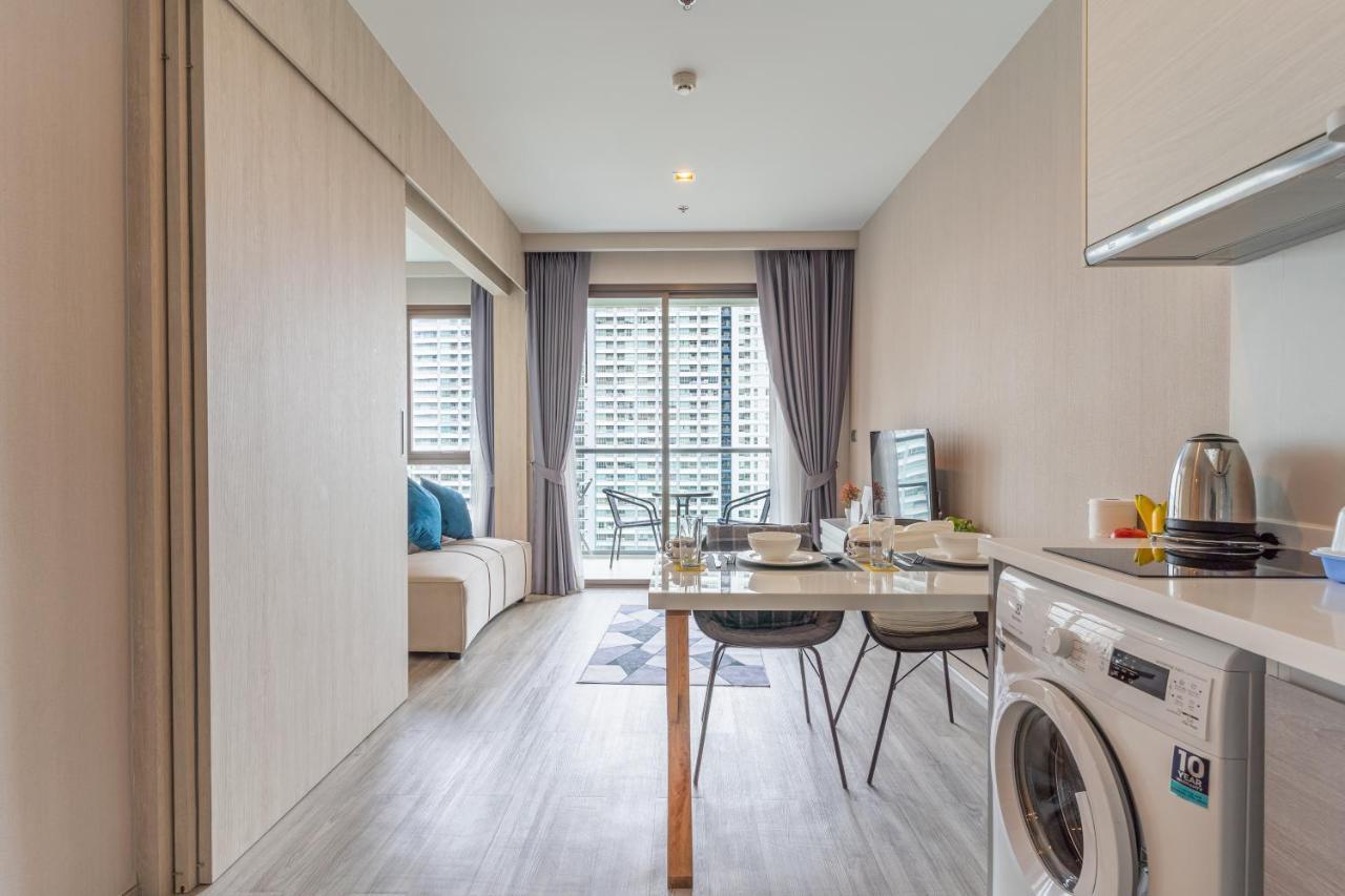 Aeras Beachfront Condominium Джомтьен Экстерьер фото