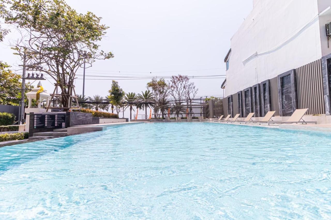 Aeras Beachfront Condominium Джомтьен Экстерьер фото